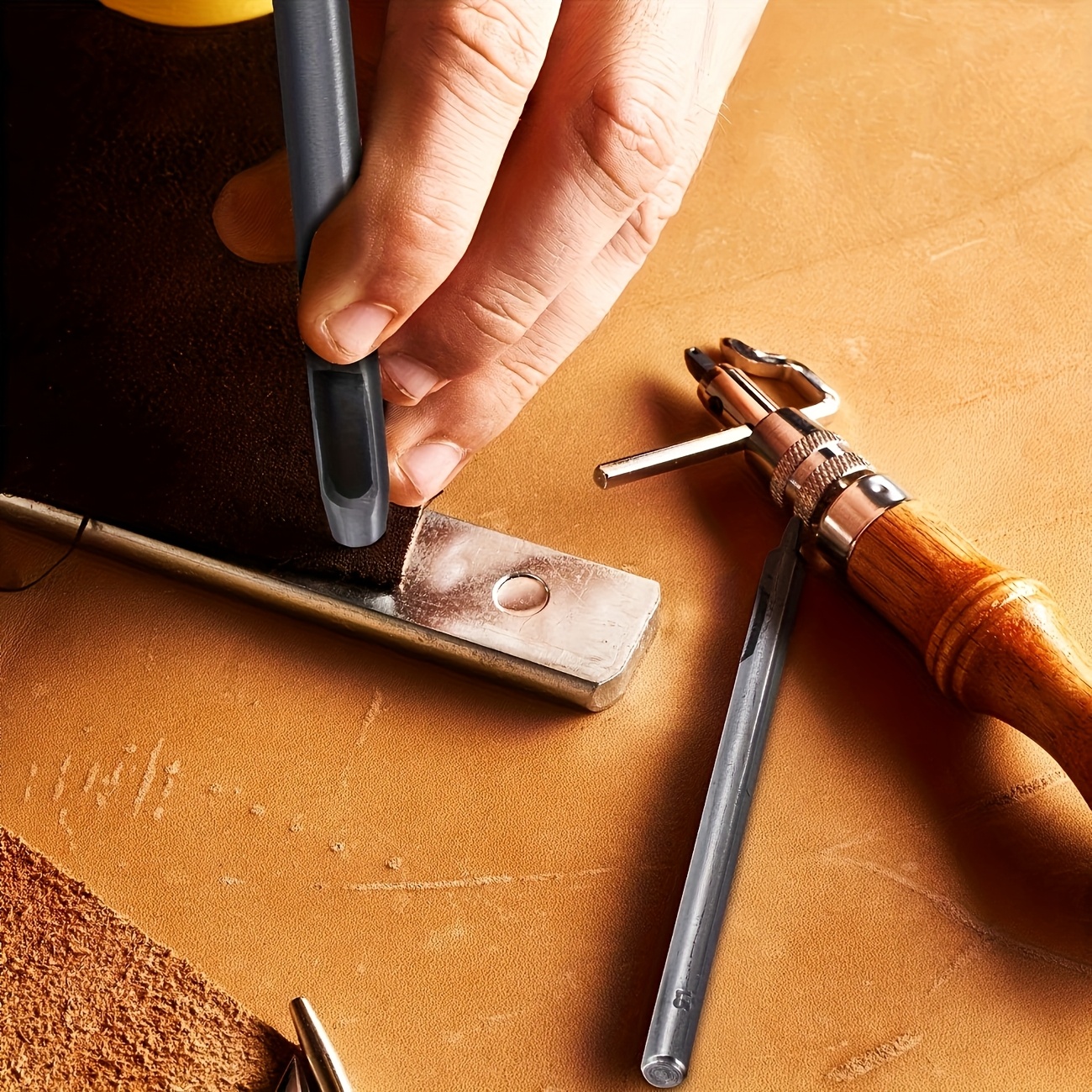 4Pcs Manual Leather Hole Punch - Leatherwork Manual recensione e prezzo